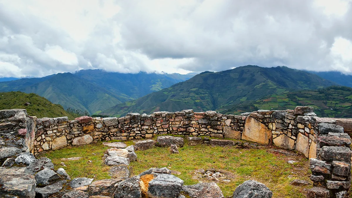 Choquequirao on a Budget: Luxury Trekking for Less