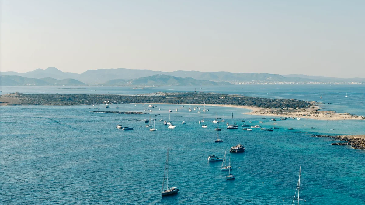 Formentera's Quiet Side: Hidden Galleries & Private Clubs