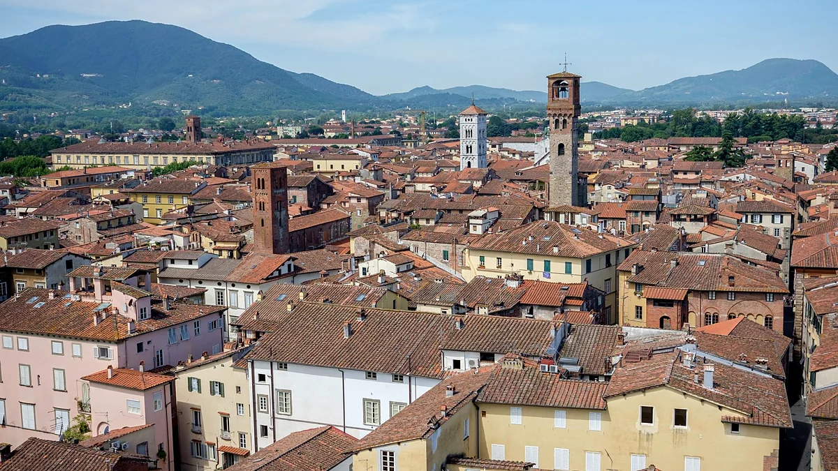 Lucca's Hidden Galleries and Private Clubs, Decoded